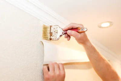 Pose de papier peint à Robersart — revêtements muraux et toiles de verre